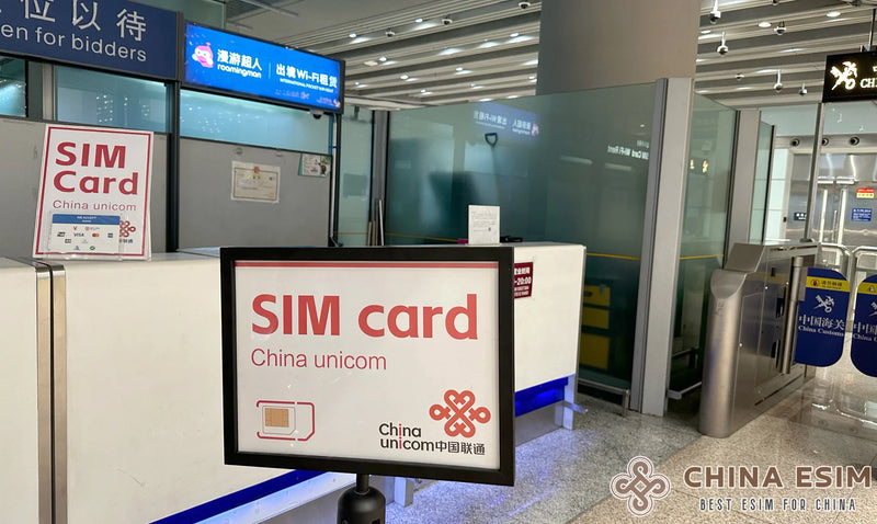 Customer visiting China Telecom store for SIM card activation