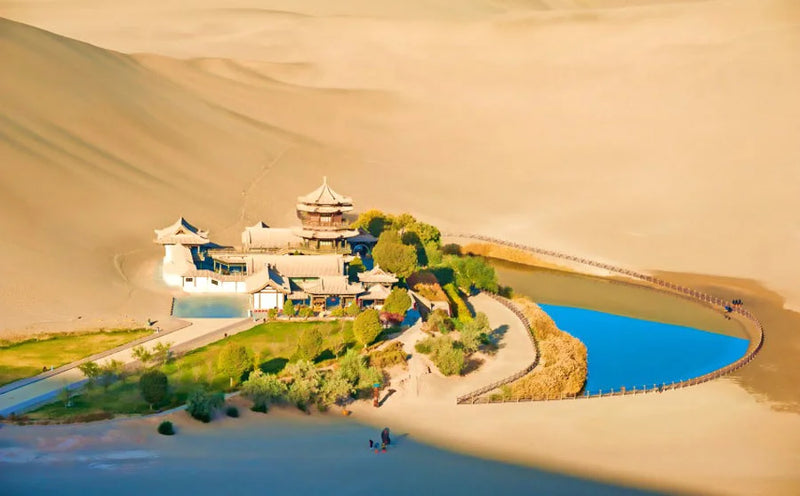 Mingsha Mountain & Crescent Lake (Echoing-Sand Mountain)